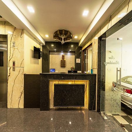 Sau Residency Hotell Kancheepuram Exteriör bild